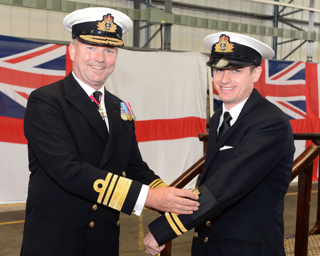 Flying with wings and fond farewell at 702 Naval Air Squadron | Royal Navy