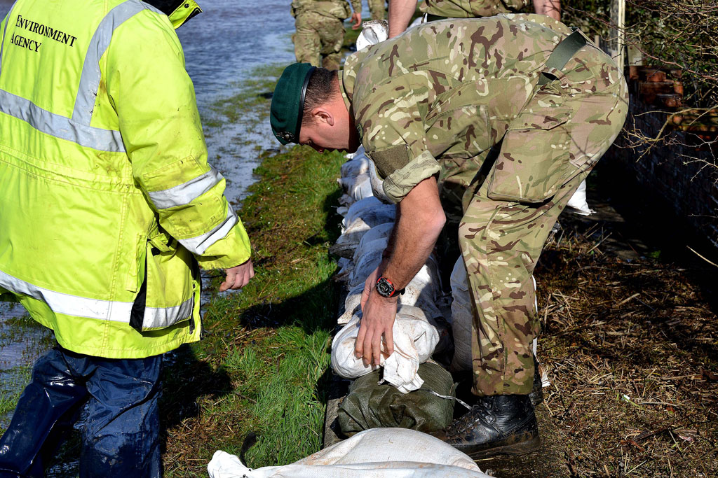 Marines continue efforts to stem floods in the South West | Royal Navy
