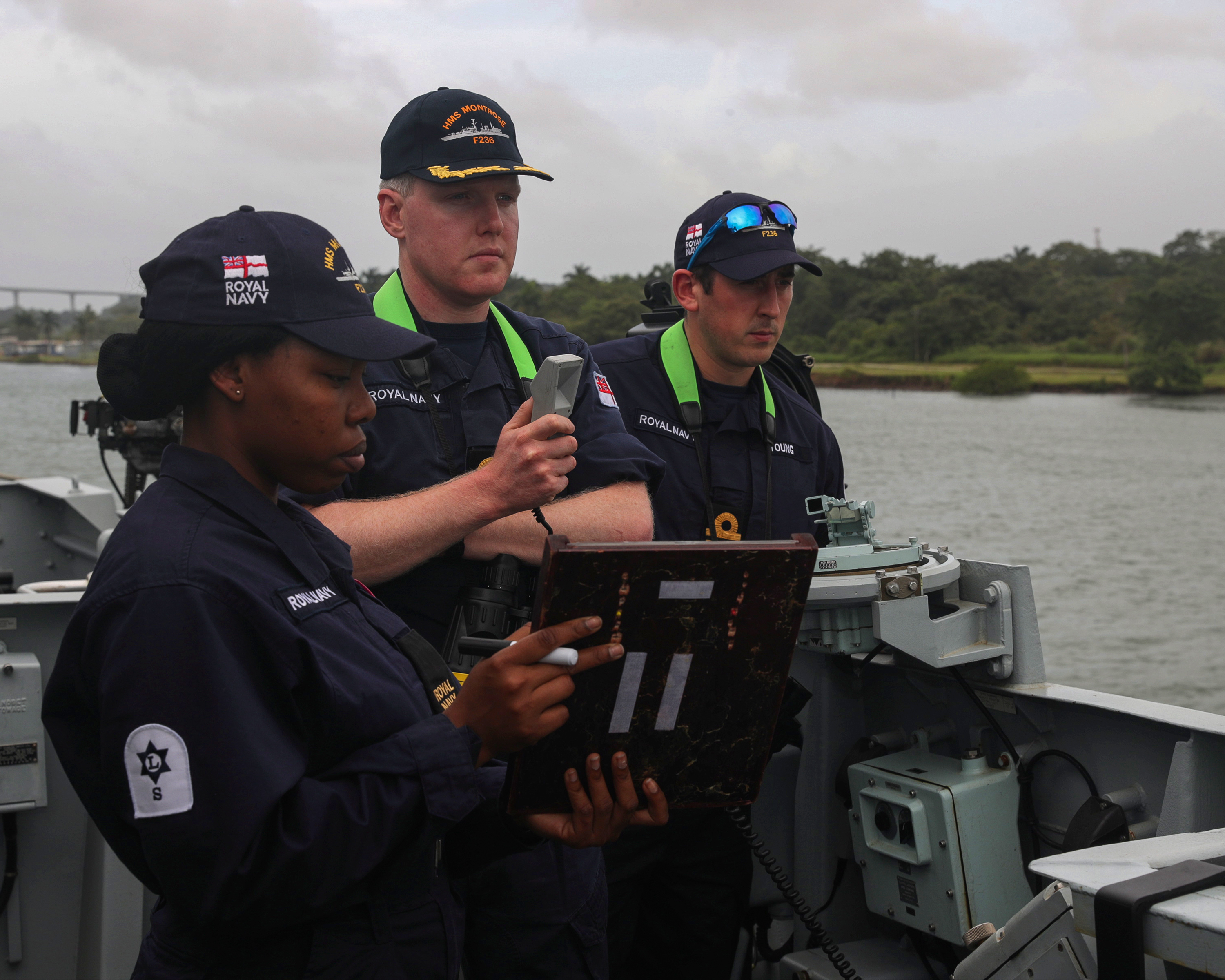 Journey through narrow Panama Canal as HMS Montrose continues deployment